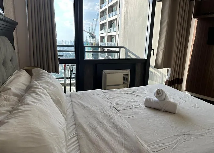 Sunset View 1 Bedroom With Balcony Free Pool&gym Access Apartment *